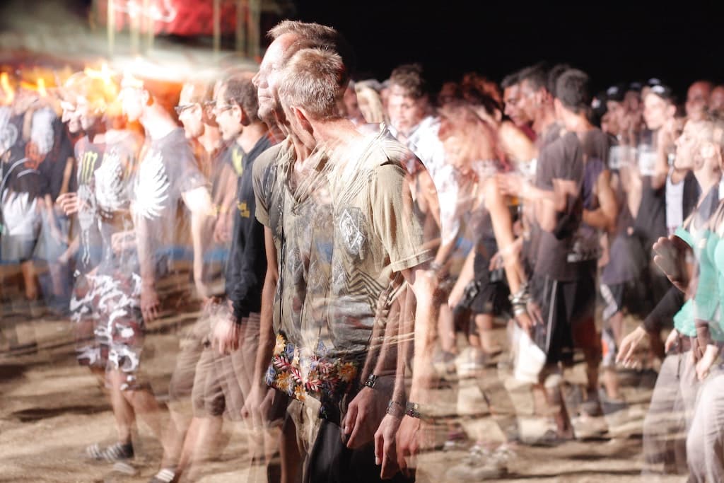 people tripping at concert, 5 reasons you might not trip on high doses of psychedelics